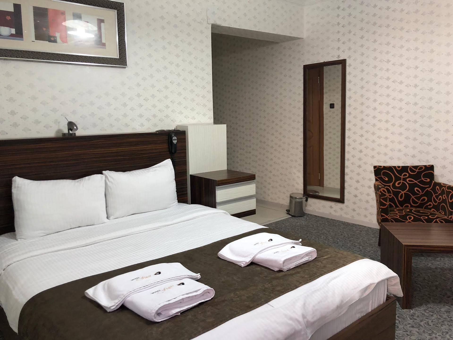 Hotel Fuat فان المظهر الخارجي الصورة