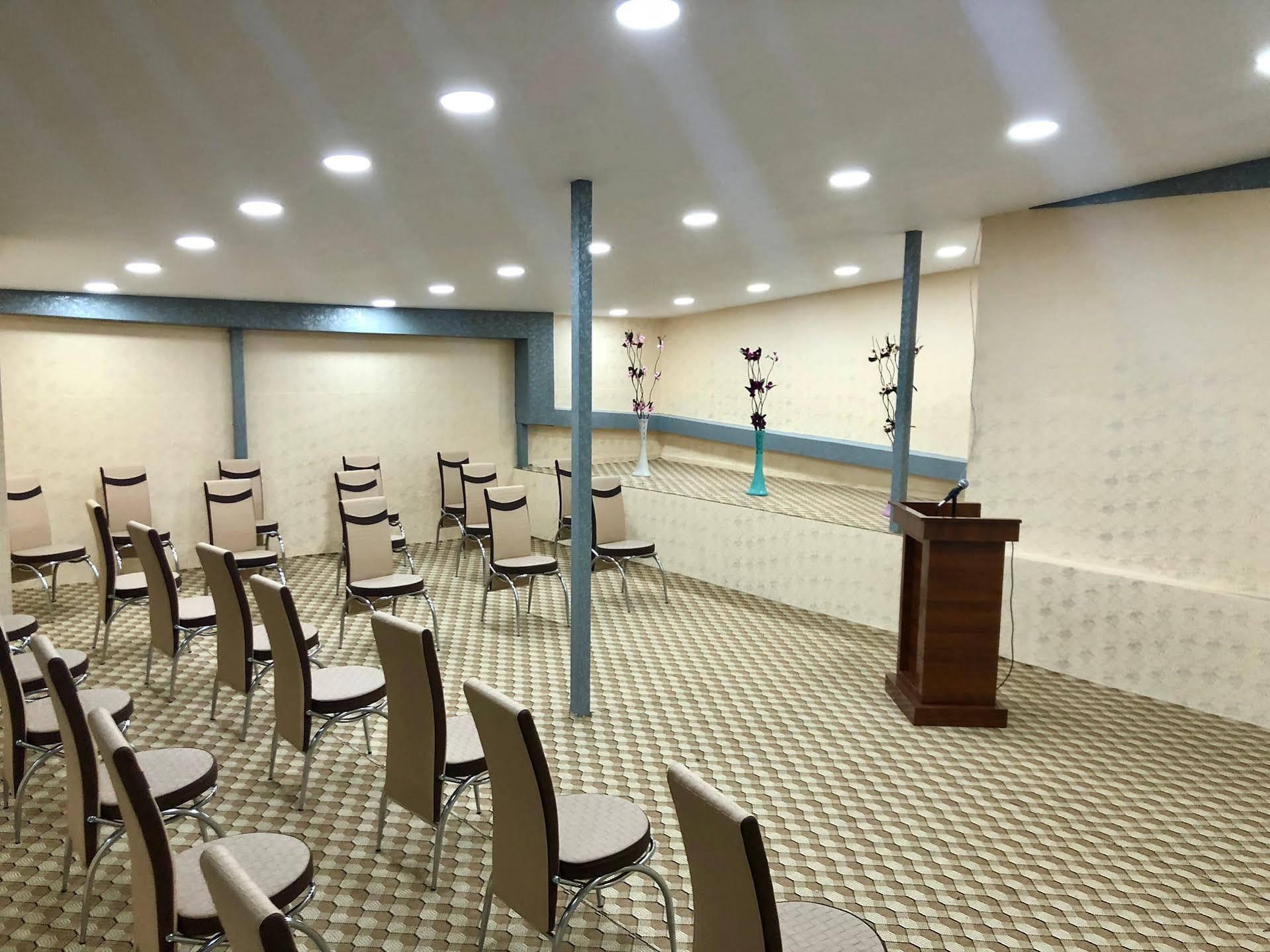 Hotel Fuat فان المظهر الخارجي الصورة